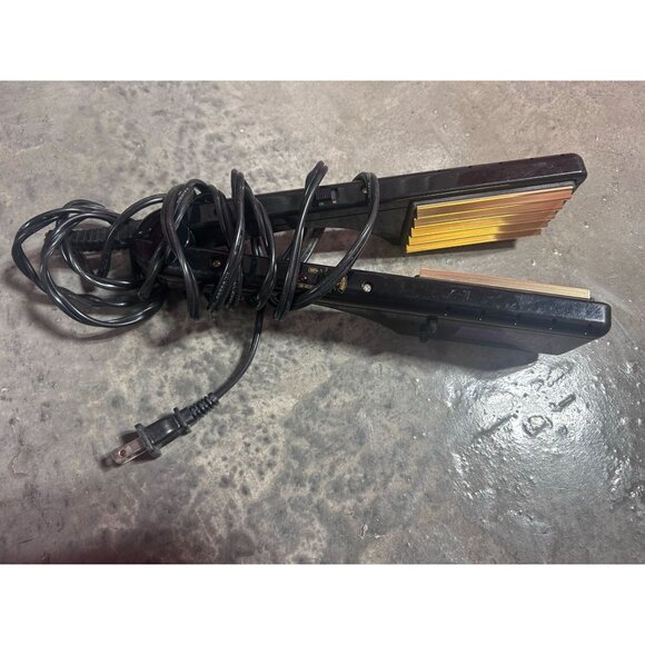 Hot Tools Professional Crimper Gold Collection 2 Inches Curling Iron 10 Heat Set - Picture 5 of 9